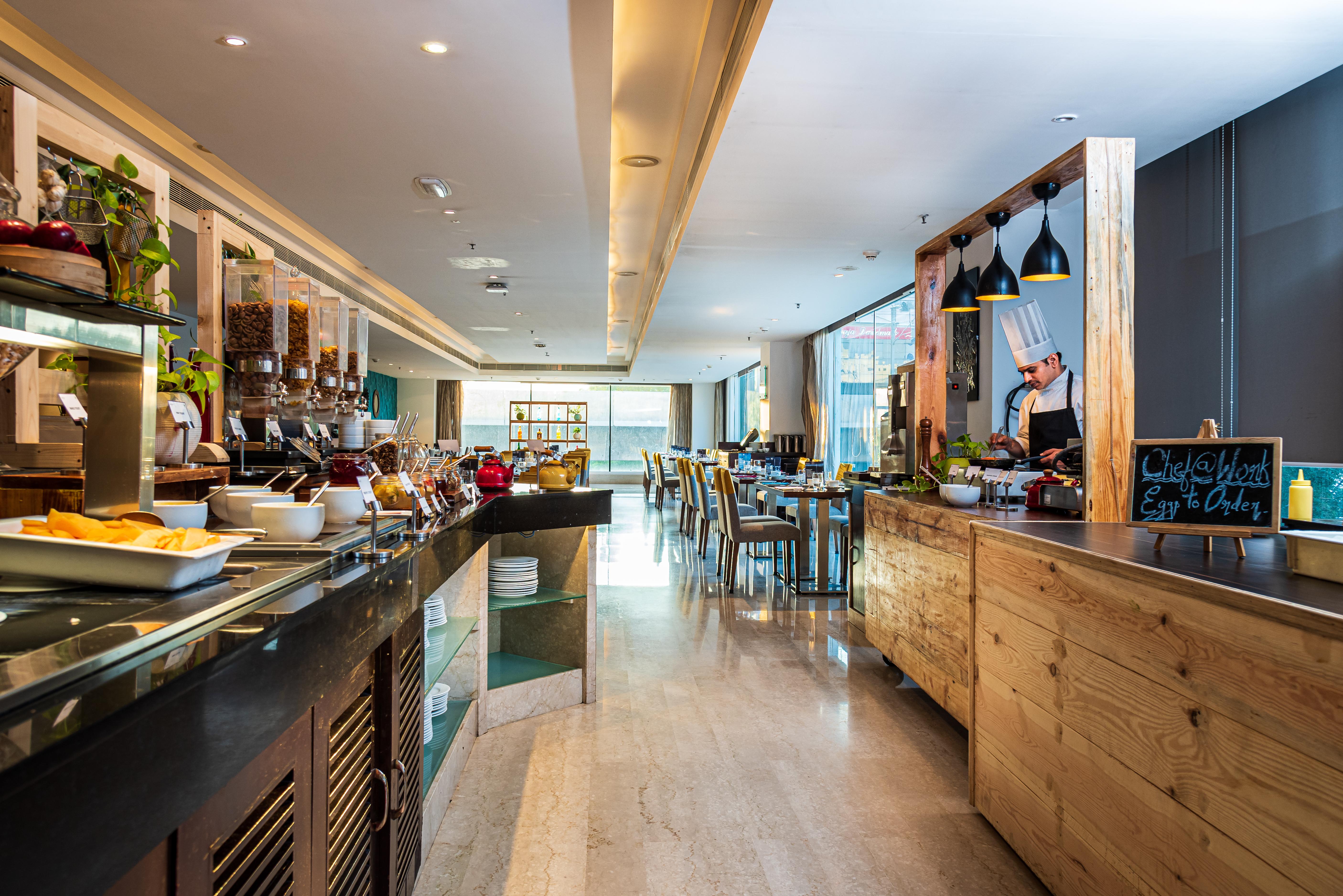 Mercure Hyderabad Kcp Banjara Hills, An Accor Hotel Exterior foto The Kitchen